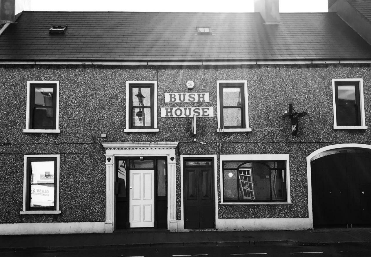 Bush House Accommodation - The Diamond Bushmills Esterno foto